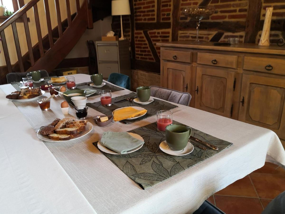 La Ferme De La Terve Bed and Breakfast Bruailles Exteriör bild