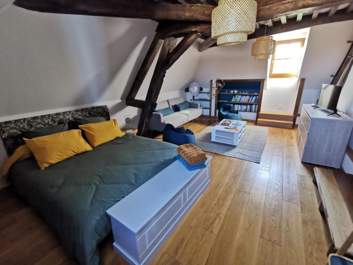 La Ferme De La Terve Bed and Breakfast Bruailles Exteriör bild